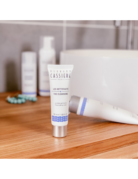 The scrubbing cream