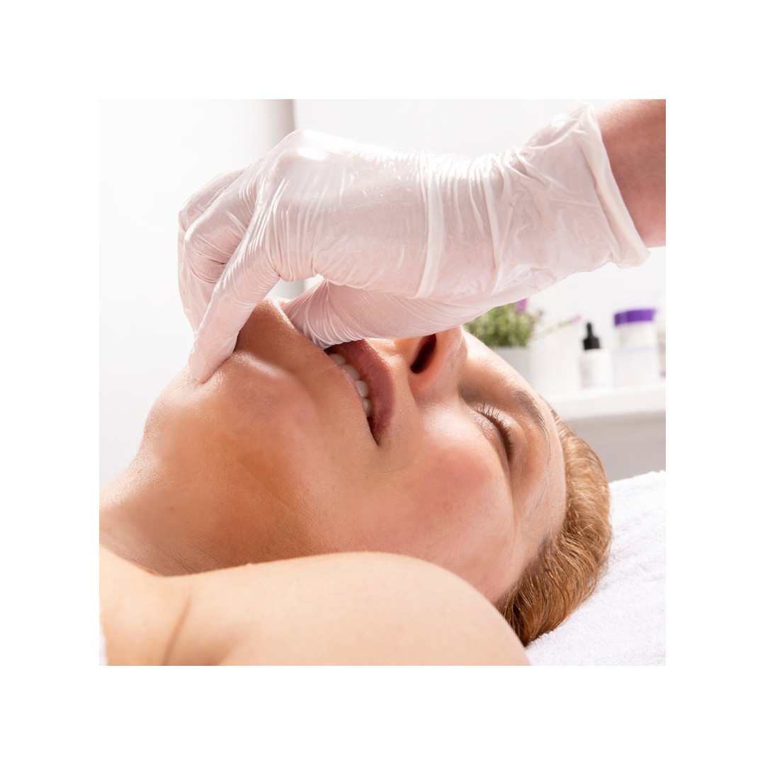 Soin redensifiant au Bakuchiol massage intra-buccal