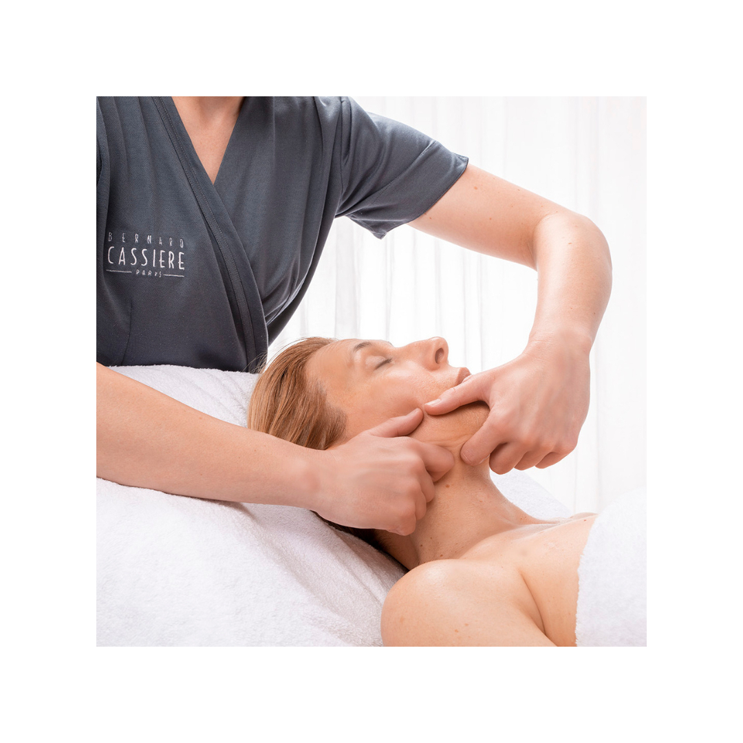 Soin redensifiant au Bakuchiol massage intra-buccal