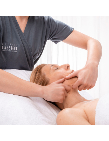Soin redensifiant au Bakuchiol massage intra-buccal