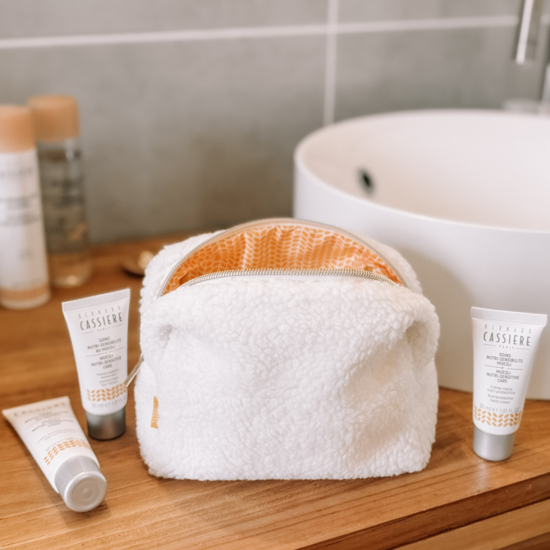 Pouch my soothing and protective routine